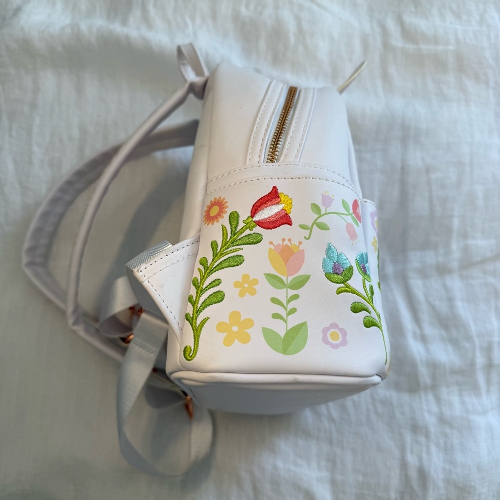 Loungefly Disney Winnie the Pooh Cosplay Folk Floral Mini Backpack - Picture 7 of 12